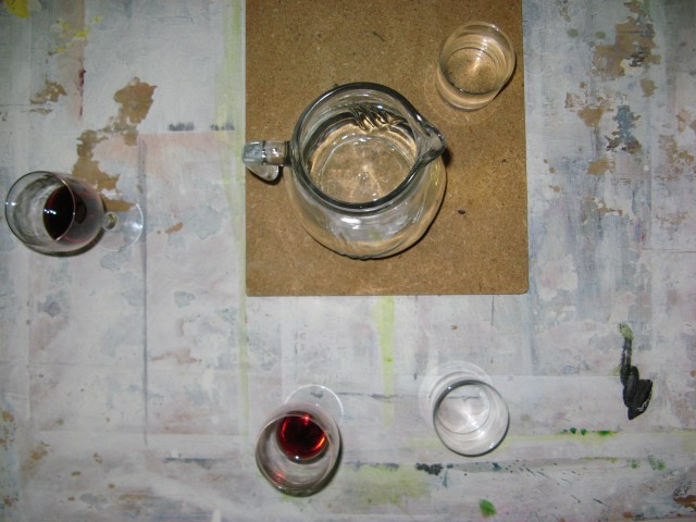 © Renate Egger. Gläser und Wasserkrug/Glasses and water jug, 2011. Installation, photography. Paliano, Italy