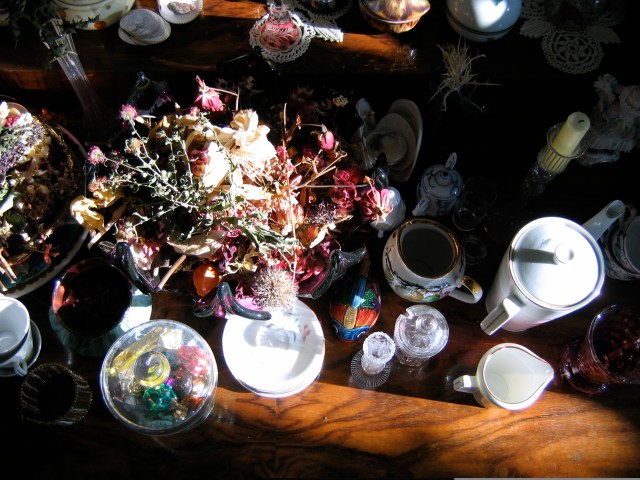 © Renate Egger. Memory collection, 2005. Serie: Fotografische Stillleben/Still life photography